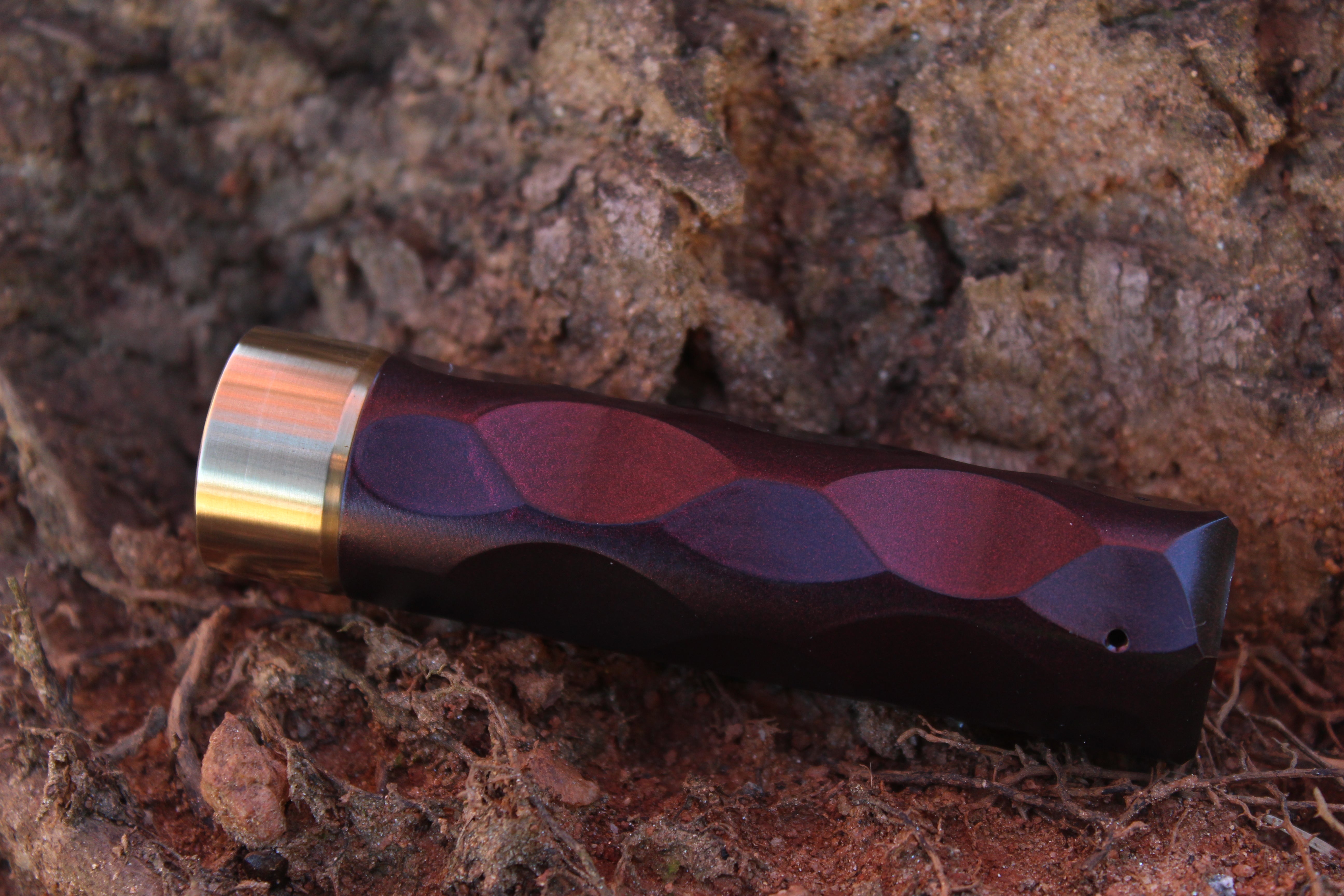 Comp Lyfe Stealth Collection tubo 18650 24mm