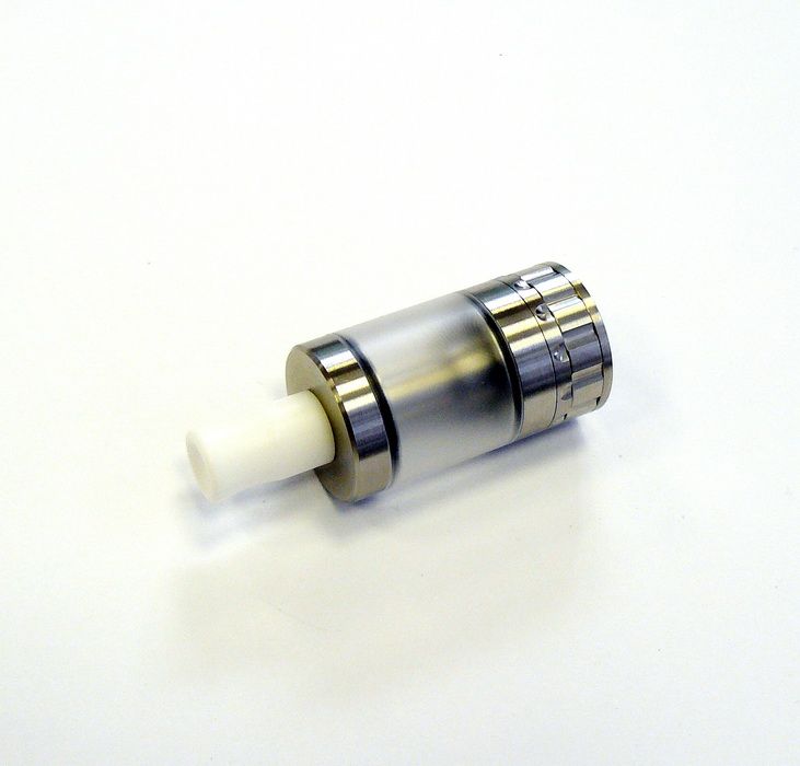KHW Dvarw E atomizzatore tank 5ml MTL