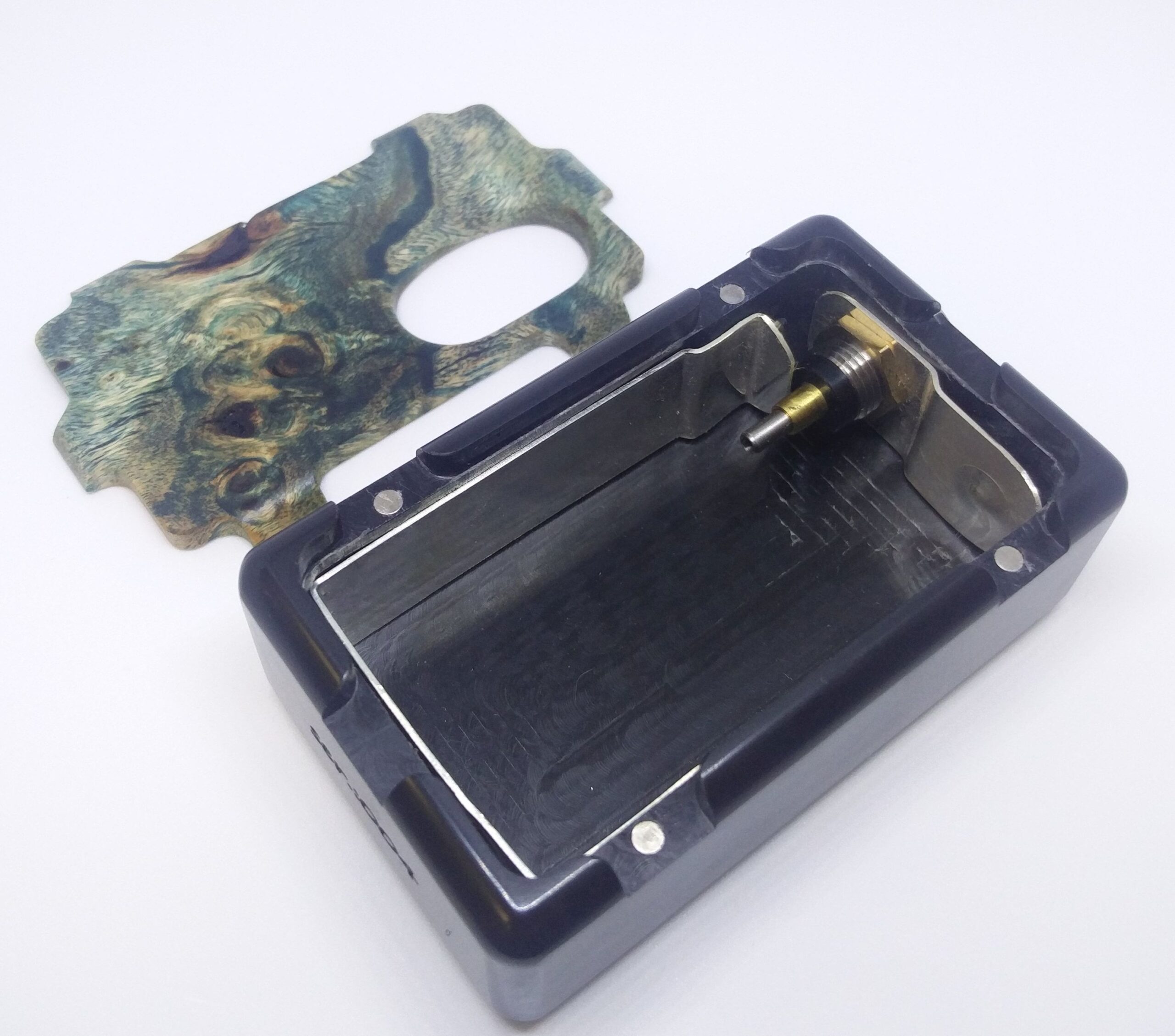 KHW Mods Full Mech SN004 box mod Delrin radica
