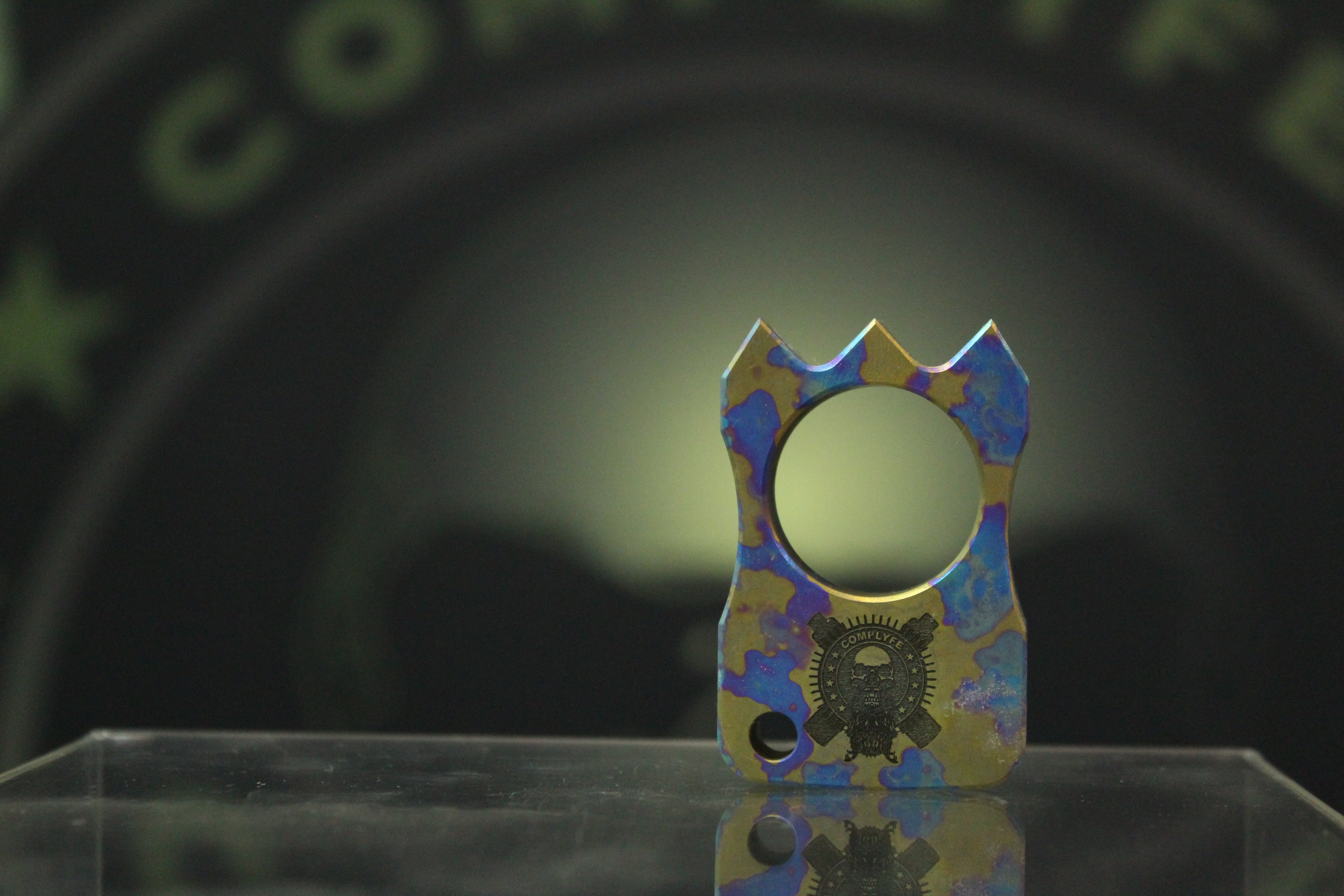 Comp Lyfe CLTAC Comp Claw portachiavi titanio grezzo