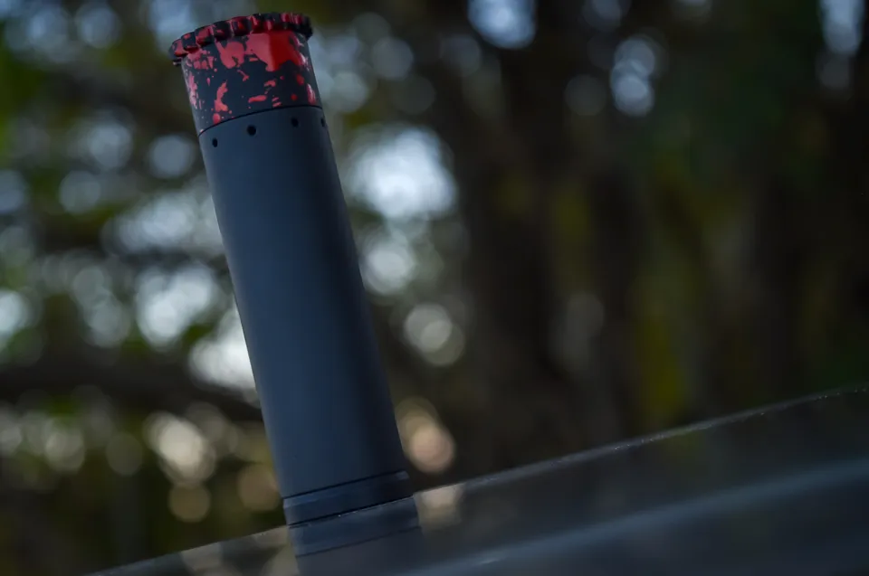 Comp Lyfe DDiesel Saw tubo 18650 murdered out