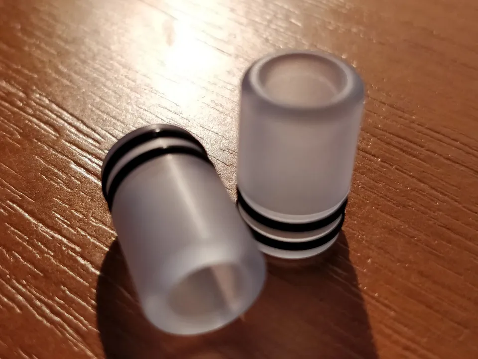 KHW Coloumn XS drip tip policarbonato stretto