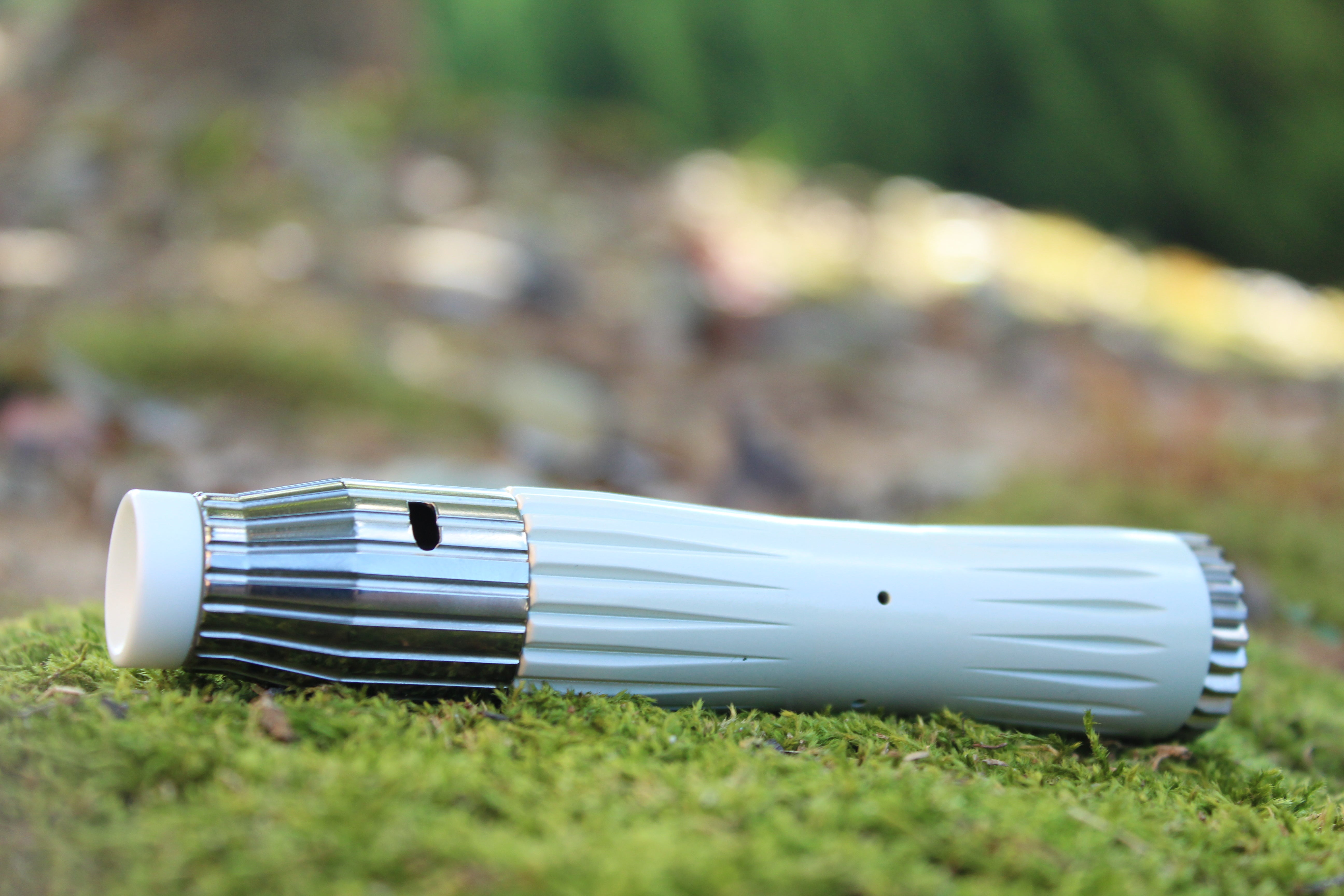 Comp Lyfe Piranha White tubo meccanico 18650 bianco