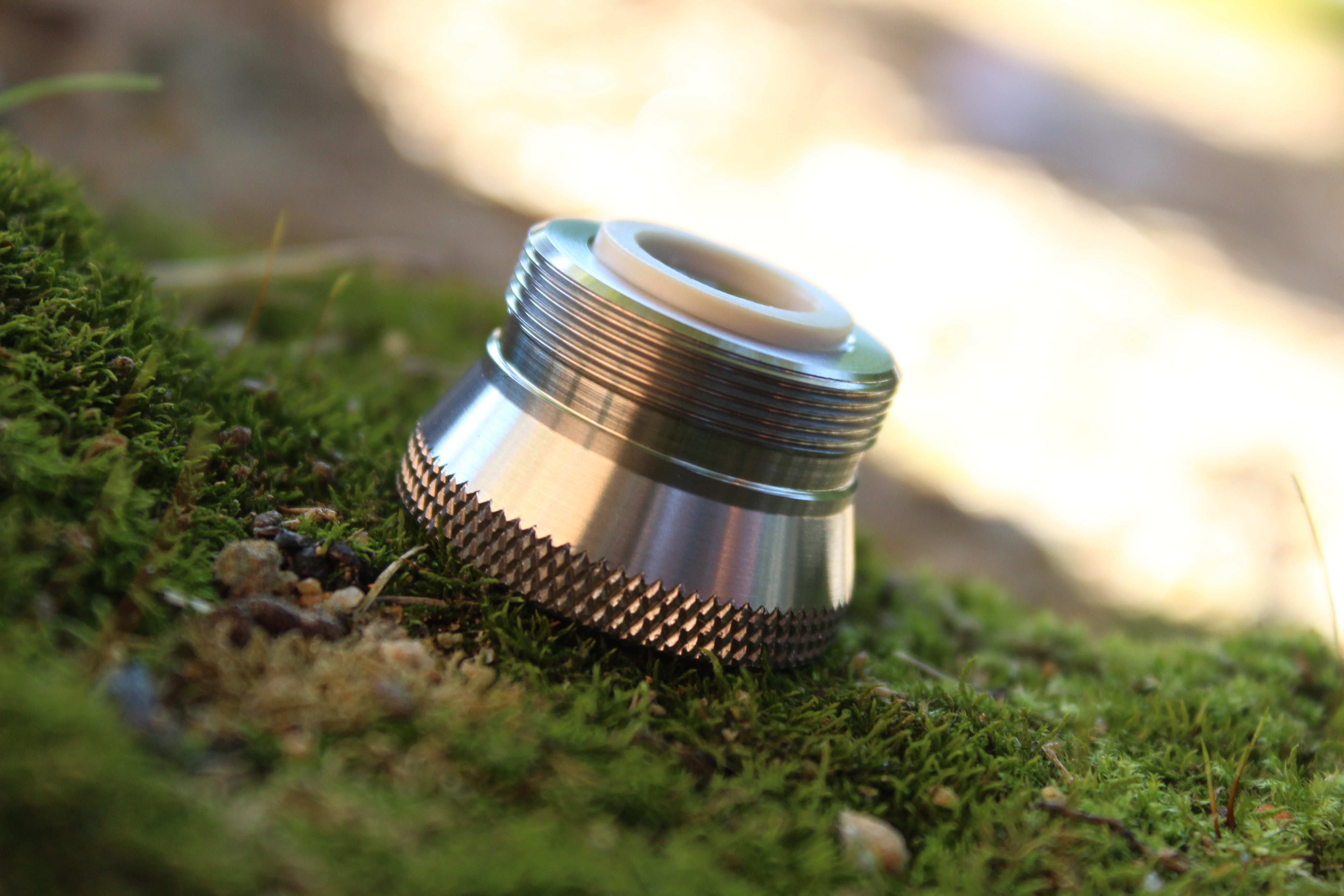 Comp Lyfe Low Rider housing 18650 Sawblade titanio grezzo