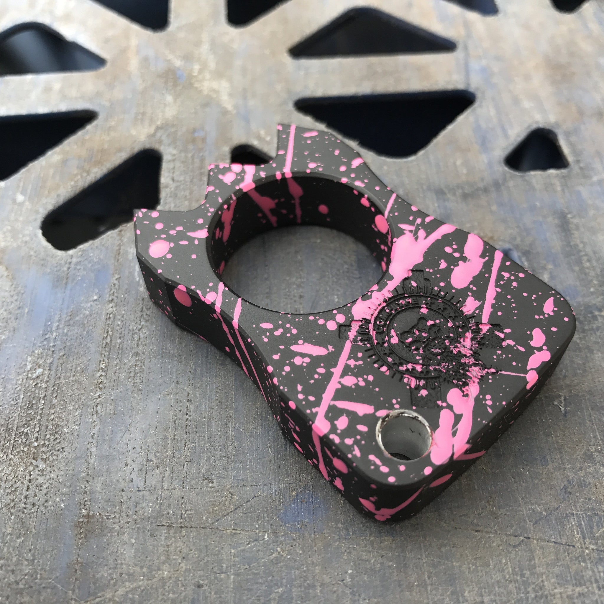 Comp Lyfe CLTAC Comp Claw portachiavi titanio grezzo