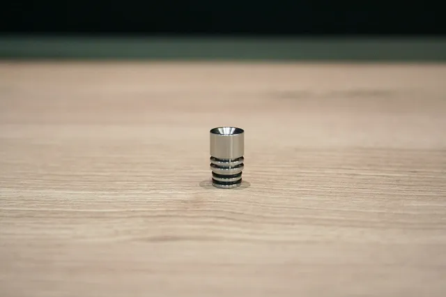 Steam Tuners T2 drip tip acciaio foro 3,7 mm
