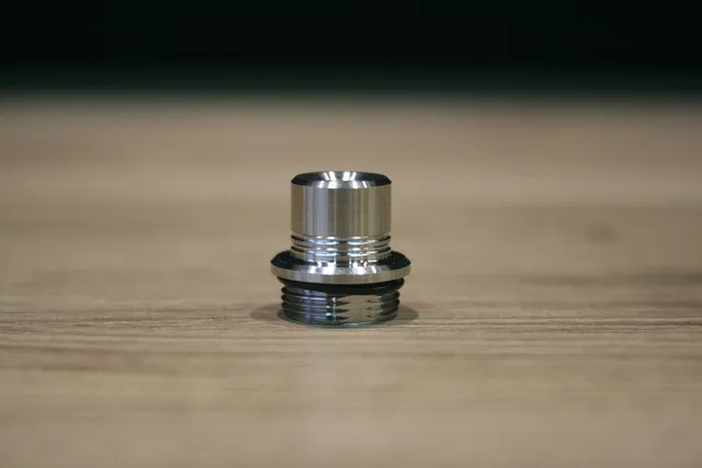 Steam Tuners K32 drip tip acciaio 10mm tiro stretto