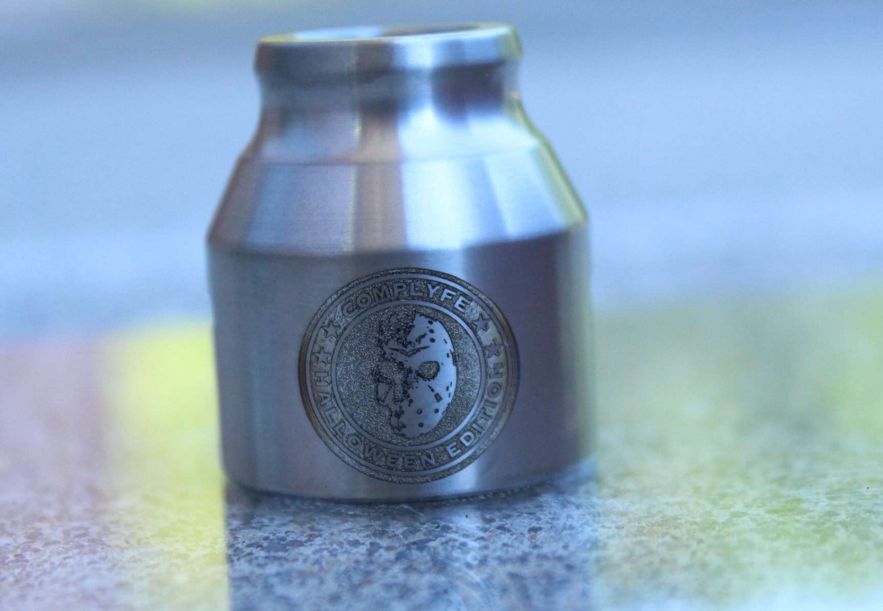 Comp Lyfe Grenade Cap argento 21700 B2B 28,5 mm