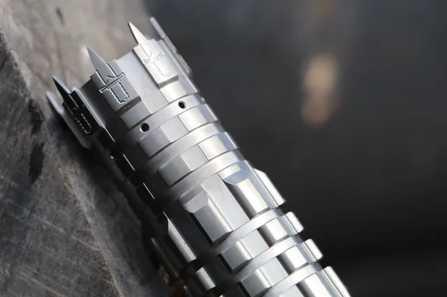 Comp Lyfe Predator tubo meccanico 21700 titanio dagger