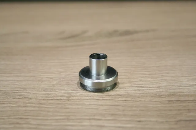 Steam Tuners Fortune Top Cap Kayfun V4 acciaio 22mm