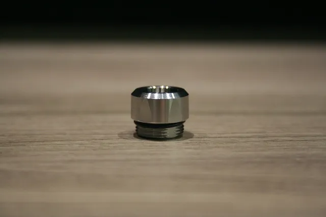 Steam Tuners Top Nut Mini ghiera acciaio 14,6mm