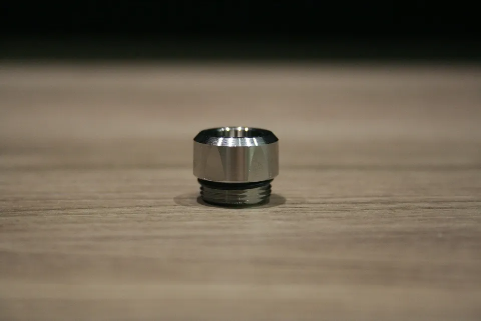 Steam Tuners Top Nut Mini ghiera acciaio 14,6mm