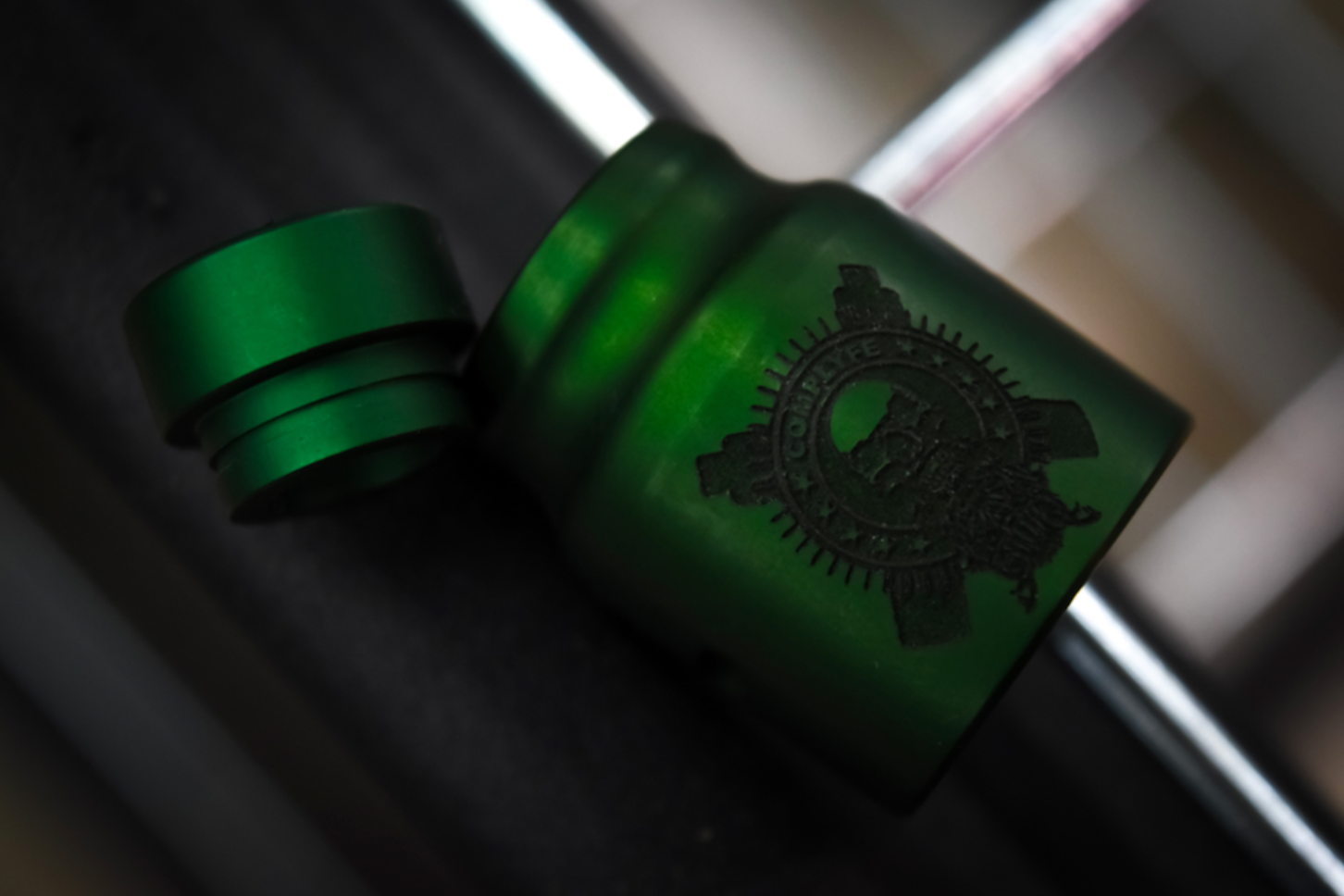 Comp Lyfe Wide Bore drip tip stubby verde alluminio